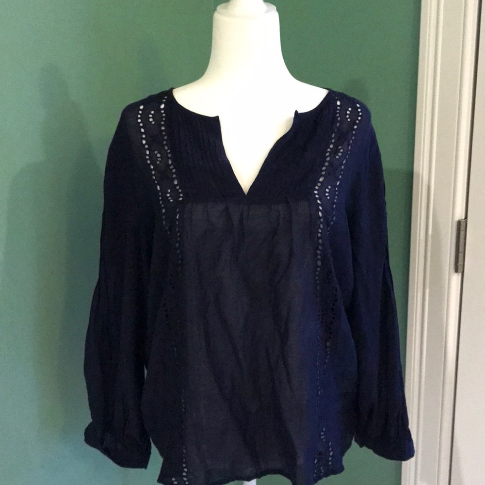 NWT linen navy blue top